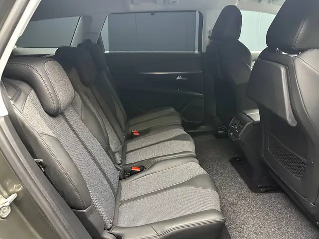 Peugeot 5008 view 28