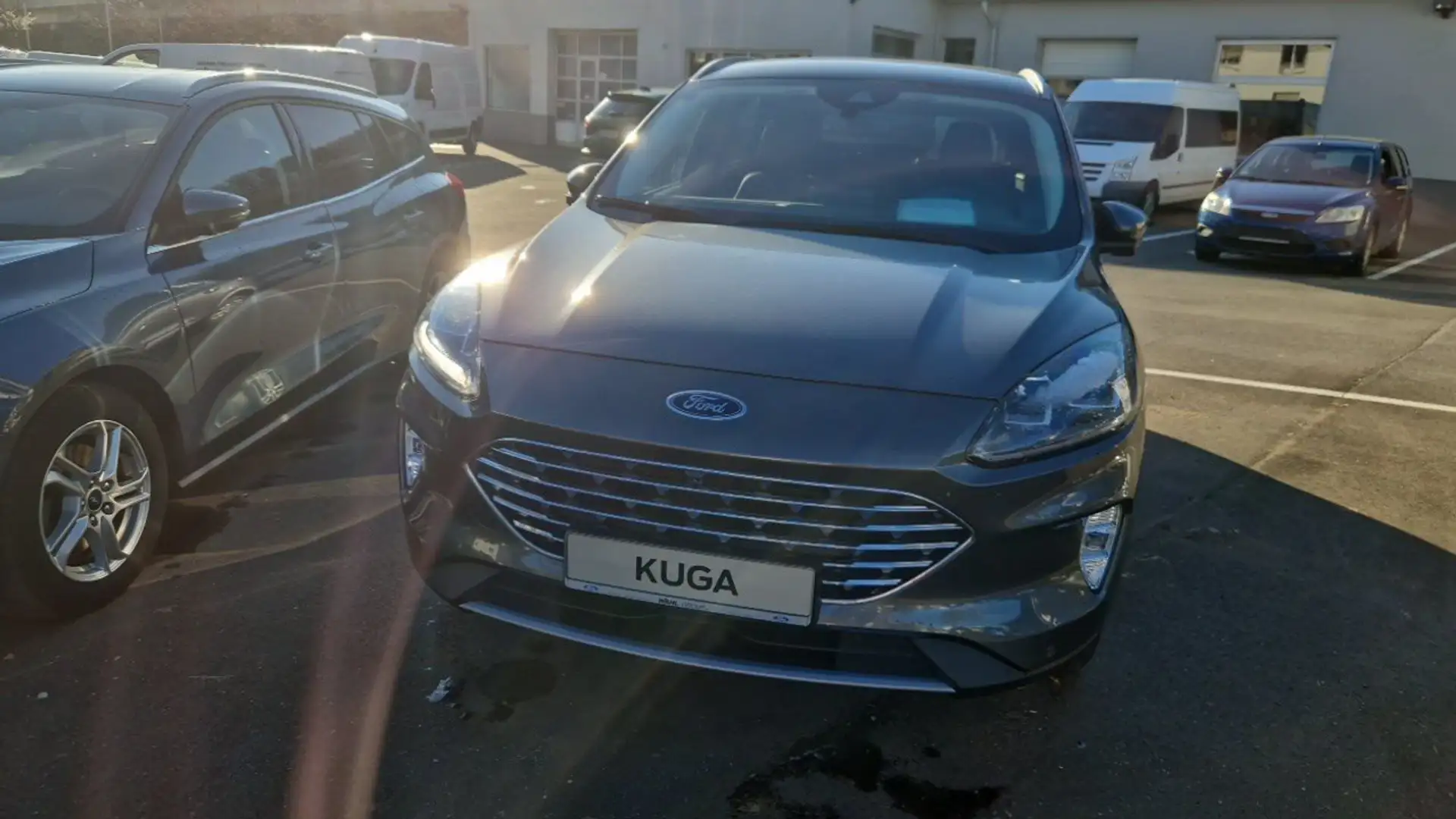 Ford Kuga Titanium X Head-Up DAB LED RFK AHK PDC Gris - 2