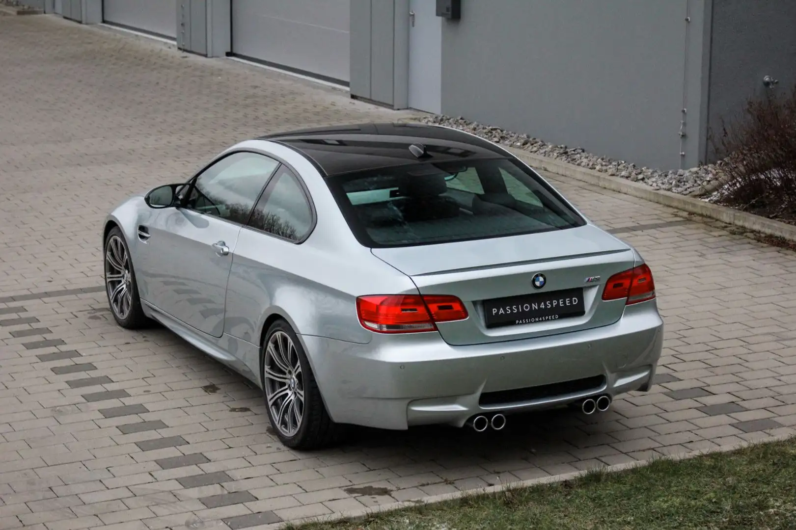 BMW M3 E92 Coupé *Schaltgetriebe* Plateado - 2