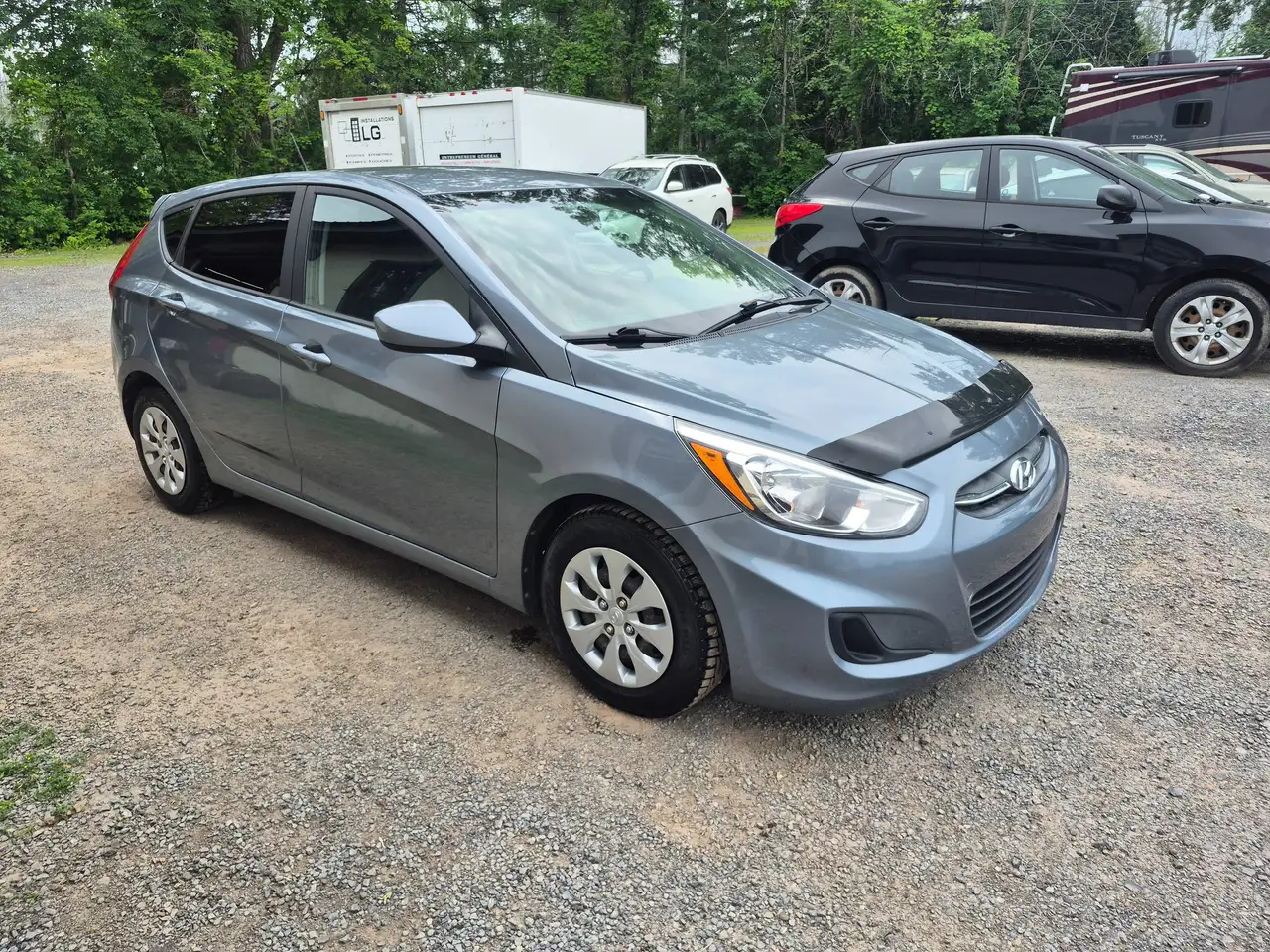 Hyundai ACCENT photo Hyundai ACCENT