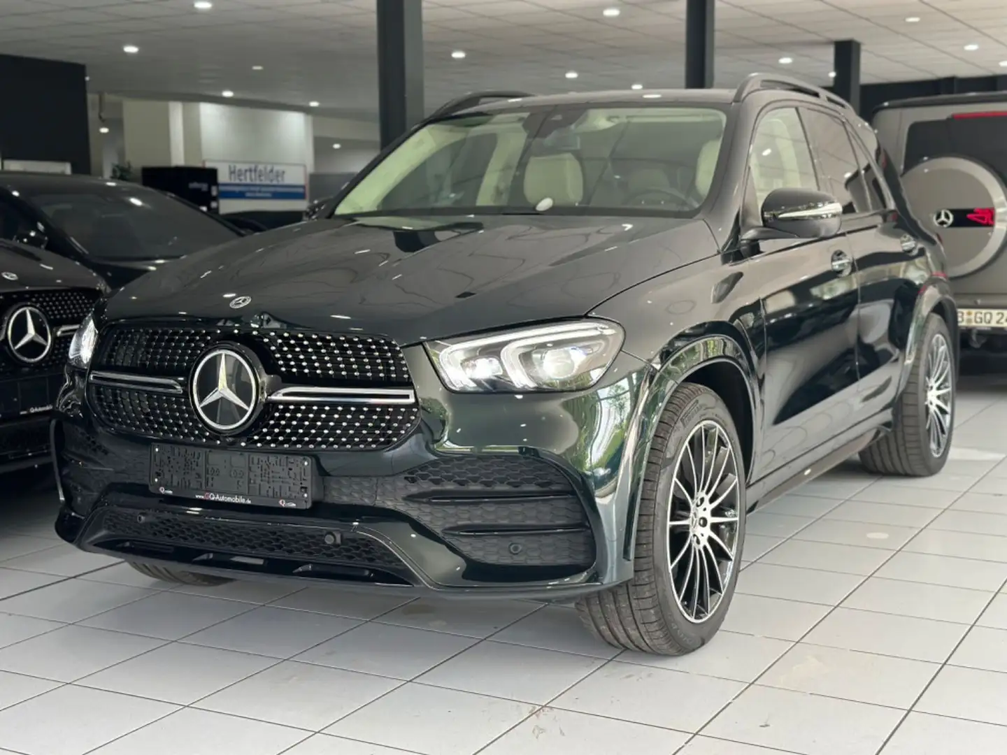 Mercedes-Benz GLE 400 d 4Matic*AMG*PANO*MEMORY*LUFT*360*AHK*MBE Zelená - 1