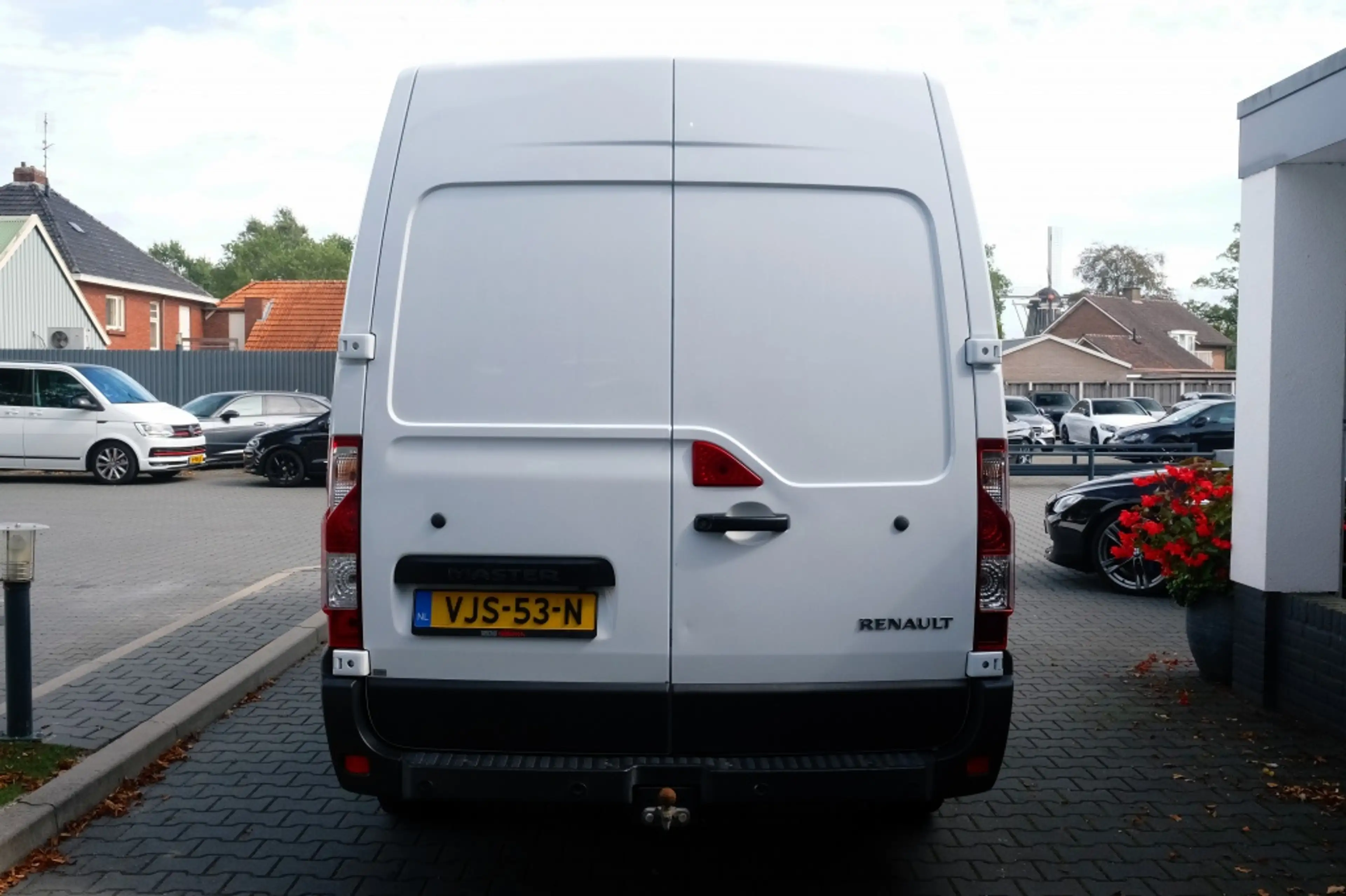 Renault Master T35 2.3 dCi L2H3 En. — photo 11