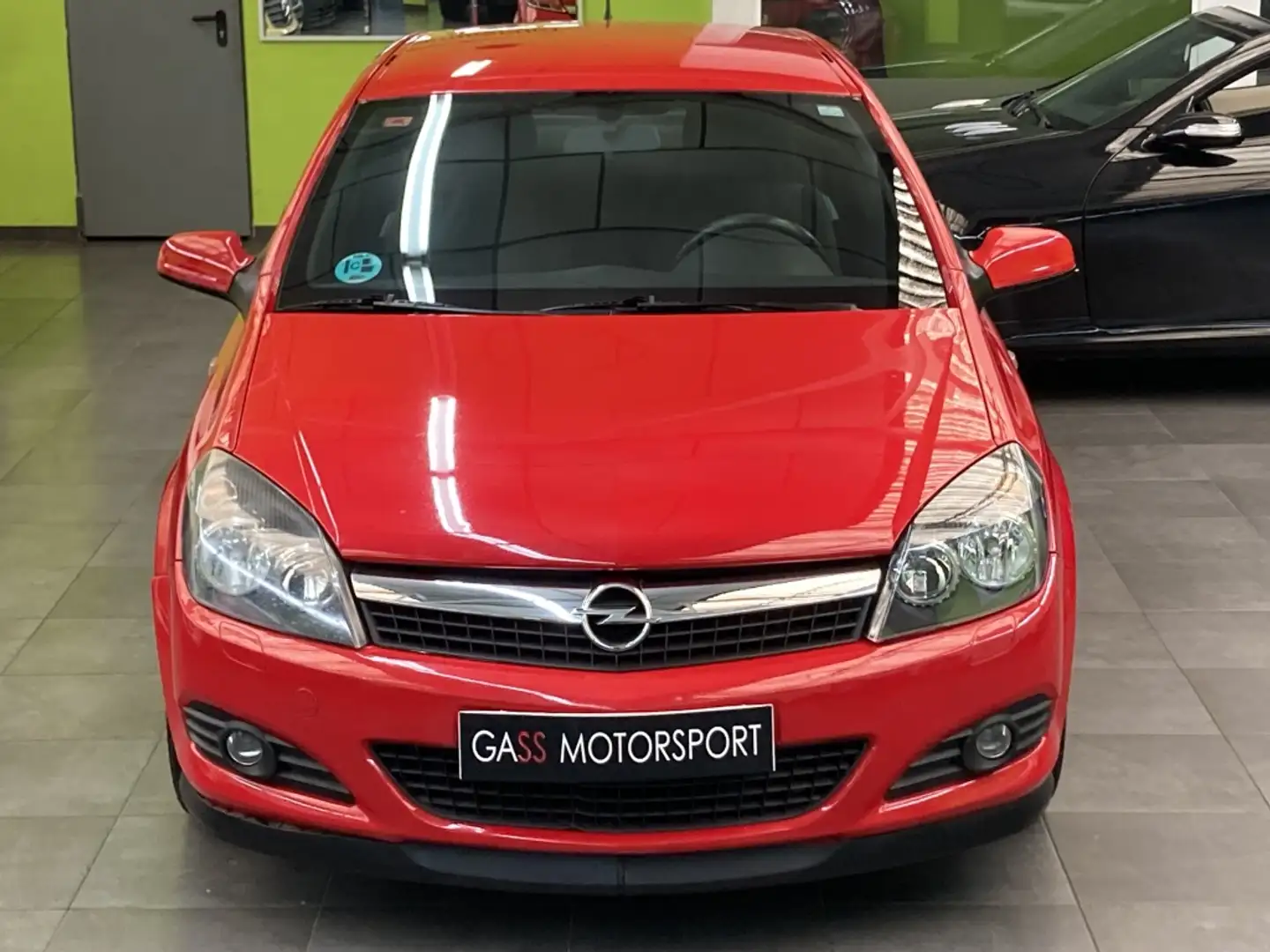 Opel Astra GTC 1.6 Sport 115 Rouge - 2