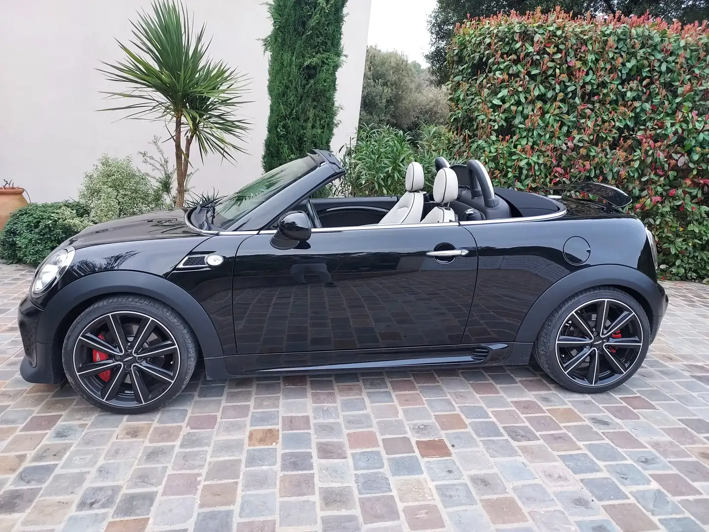 MINI John Cooper Works Roadster Roadster 211 ch John Cooper Works Schwarz - 1