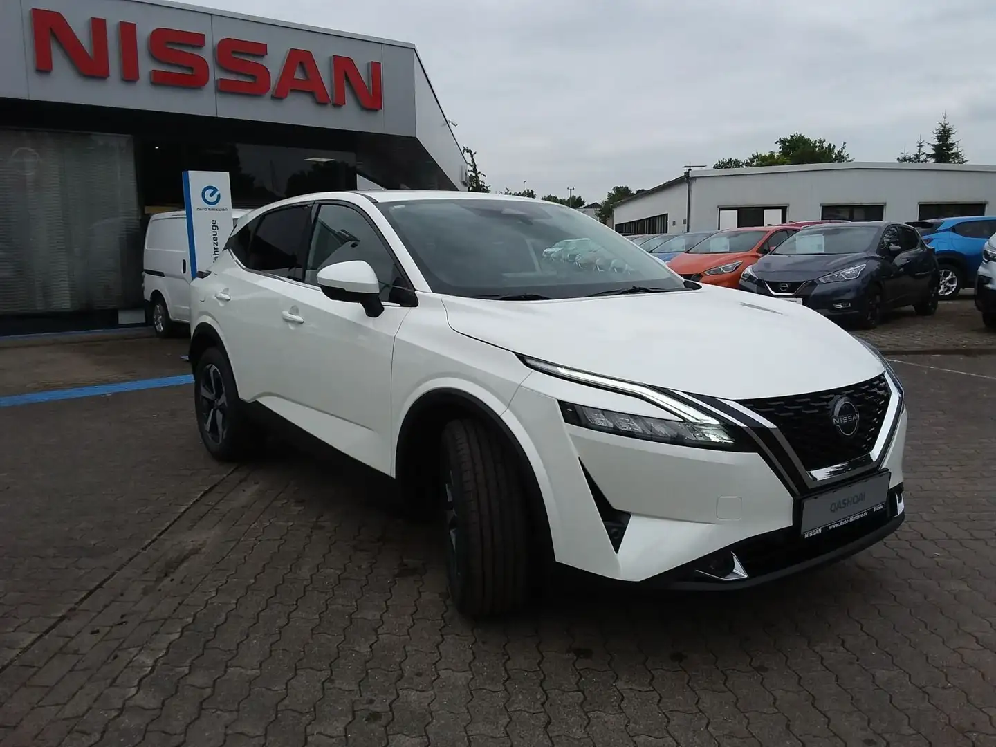 Nissan Qashqai N-Connecta e-Power*Navi*LED*SHZ Weiß - 2