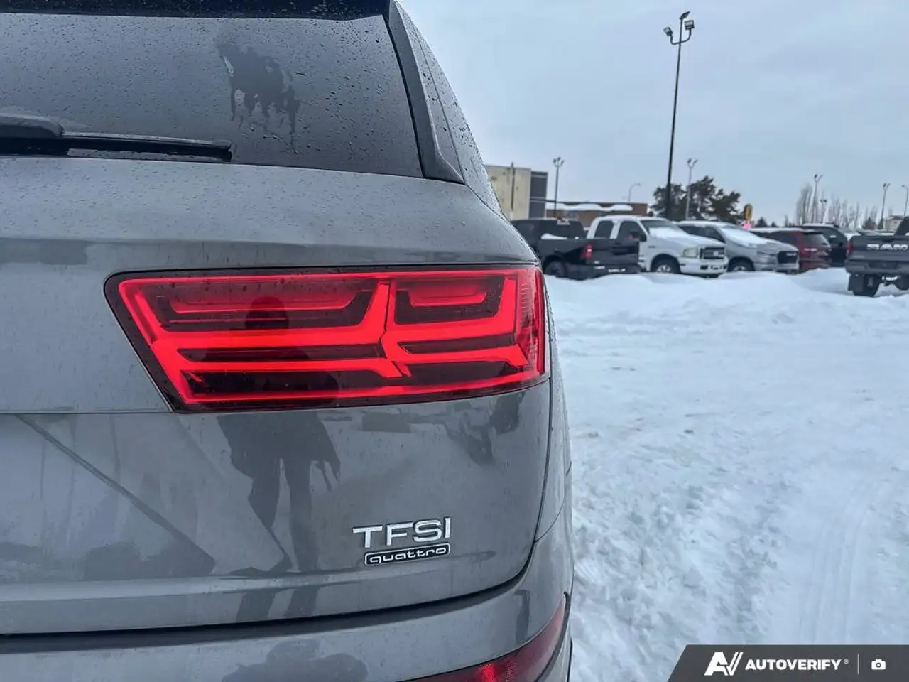 Audi Q7 снимка Audi Q7