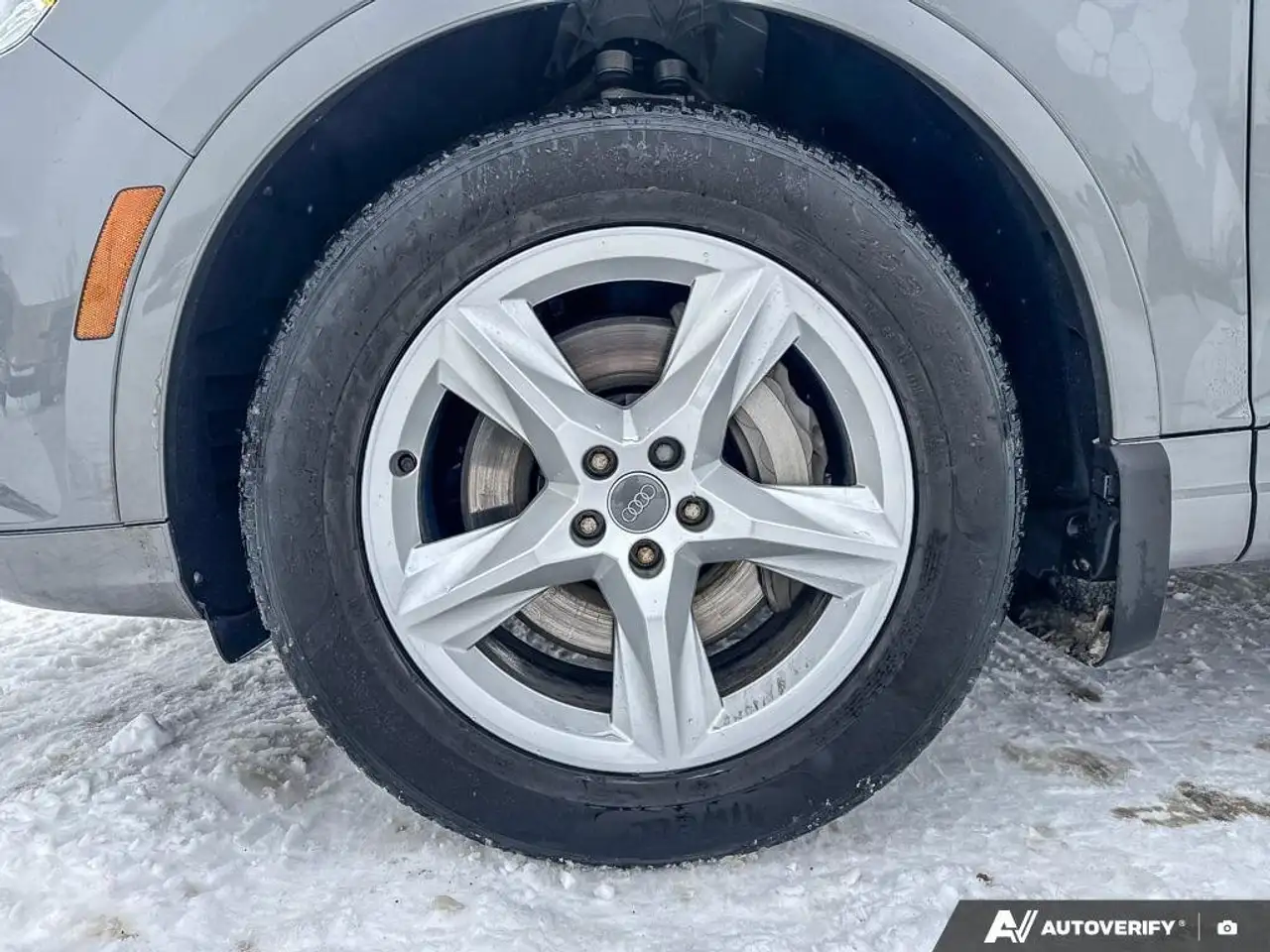 Audi Q7 снимка Audi Q7