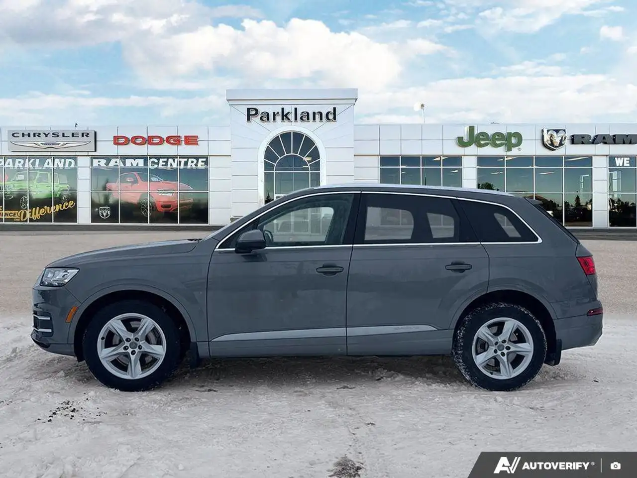 Audi Q7 снимка Audi Q7
