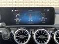 Mercedes-Benz CLA 180 AMG Line l Premium pakket l Trekhaak l Keyless Go Grau - thumbnail 14
