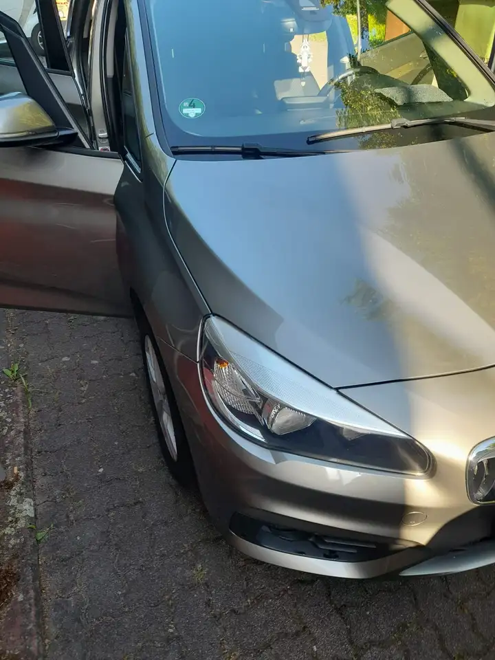 BMW 216