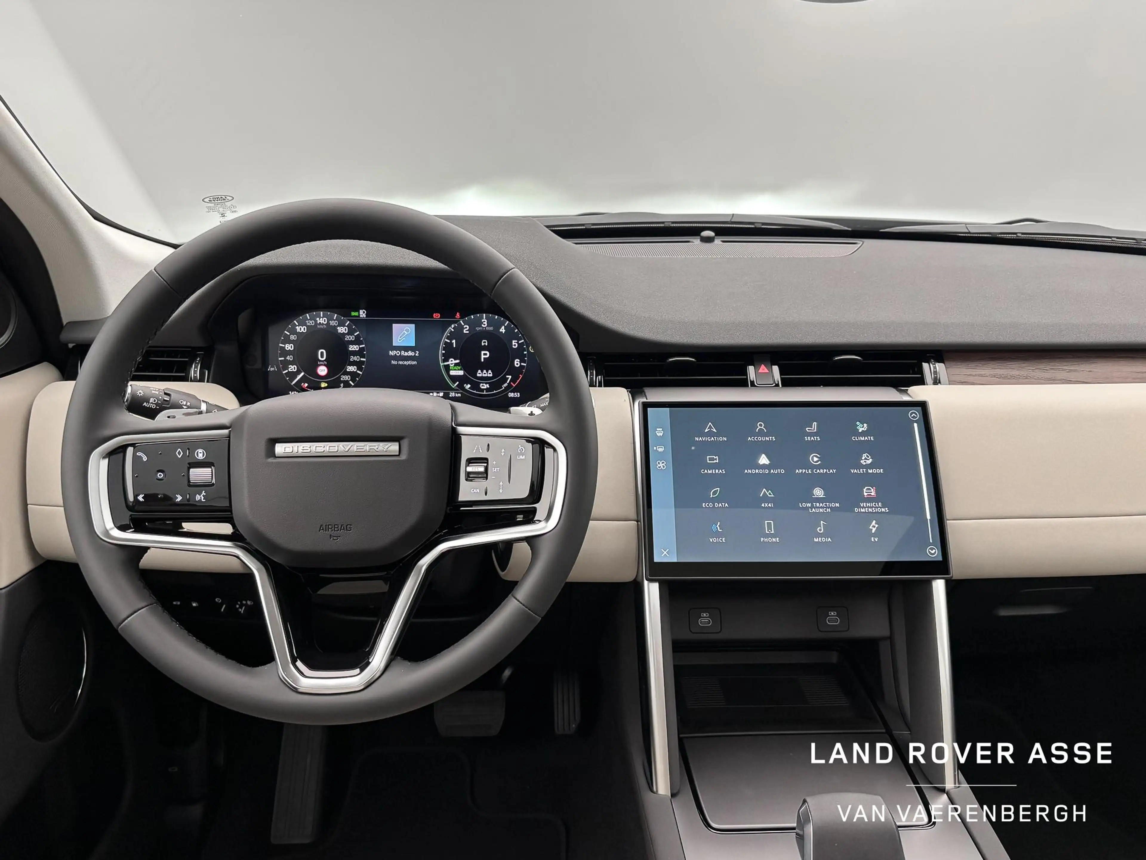 Land Rover Discovery Sport P270e S AWD — photo 15