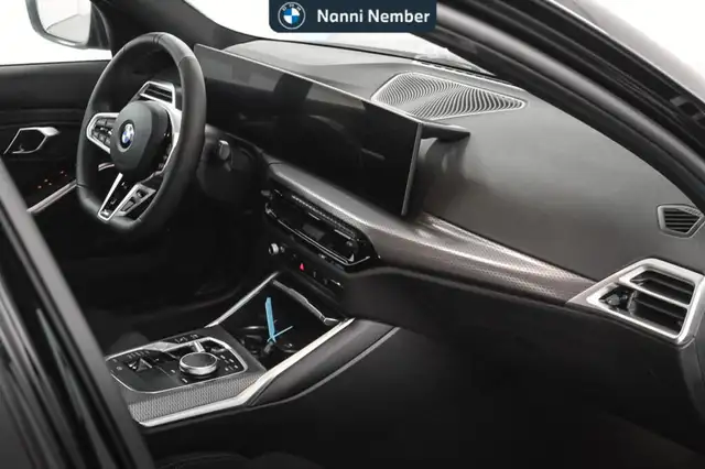 BMW 3 Series view 8