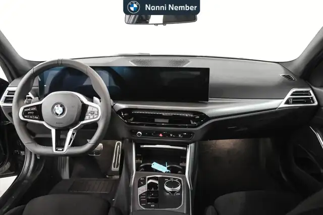 BMW 3 Series view 10