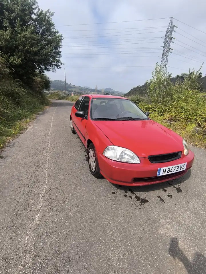 Honda Civic 1.5i LS VTEC, foto 2