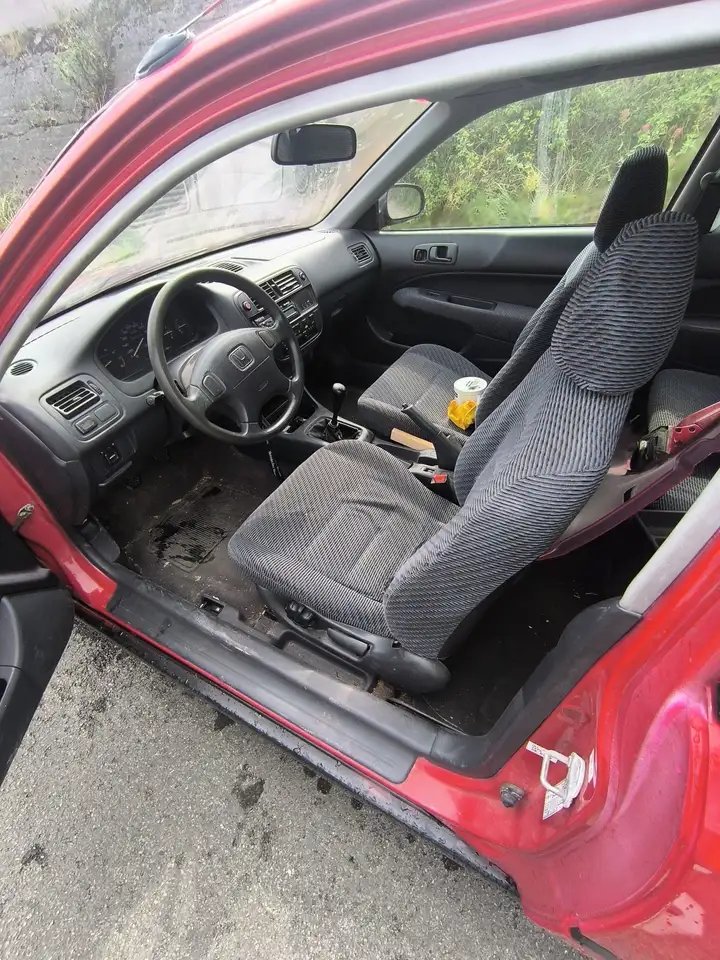 Honda Civic 1.5i LS VTEC, foto 6