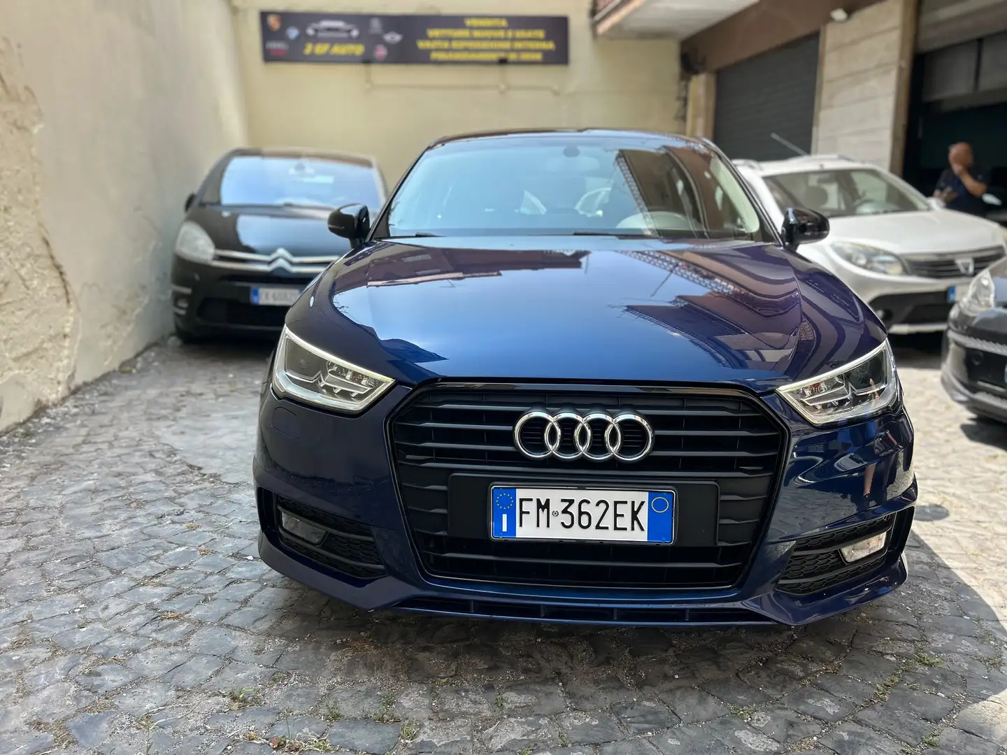 Audi A1 A1 Sportback 1.4 tdi Sport s-tronic Modrá - 1