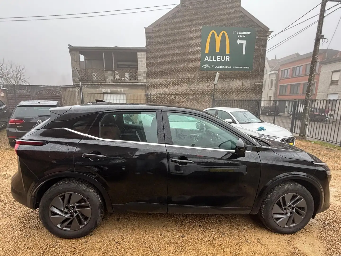 Nissan Qashqai 1.3 DIG-T+MHEV*GPS*GARANTIE 12 MOIS Noir - 2