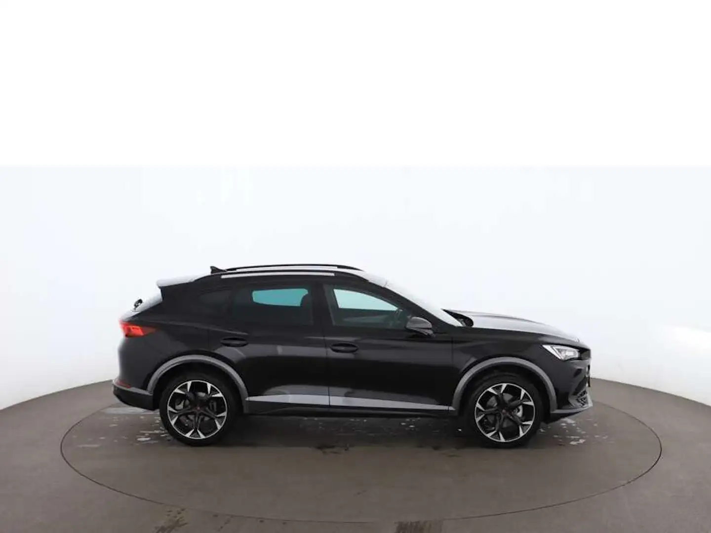 CUPRA Formentor 1.5 TSI Aut LED RADAR ASSIST R-CAM PDC Schwarz - 2