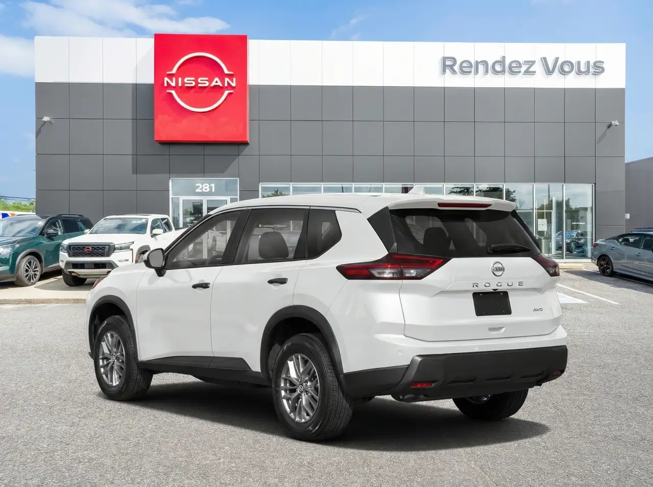 Nissan Rogue снимка Nissan Rogue