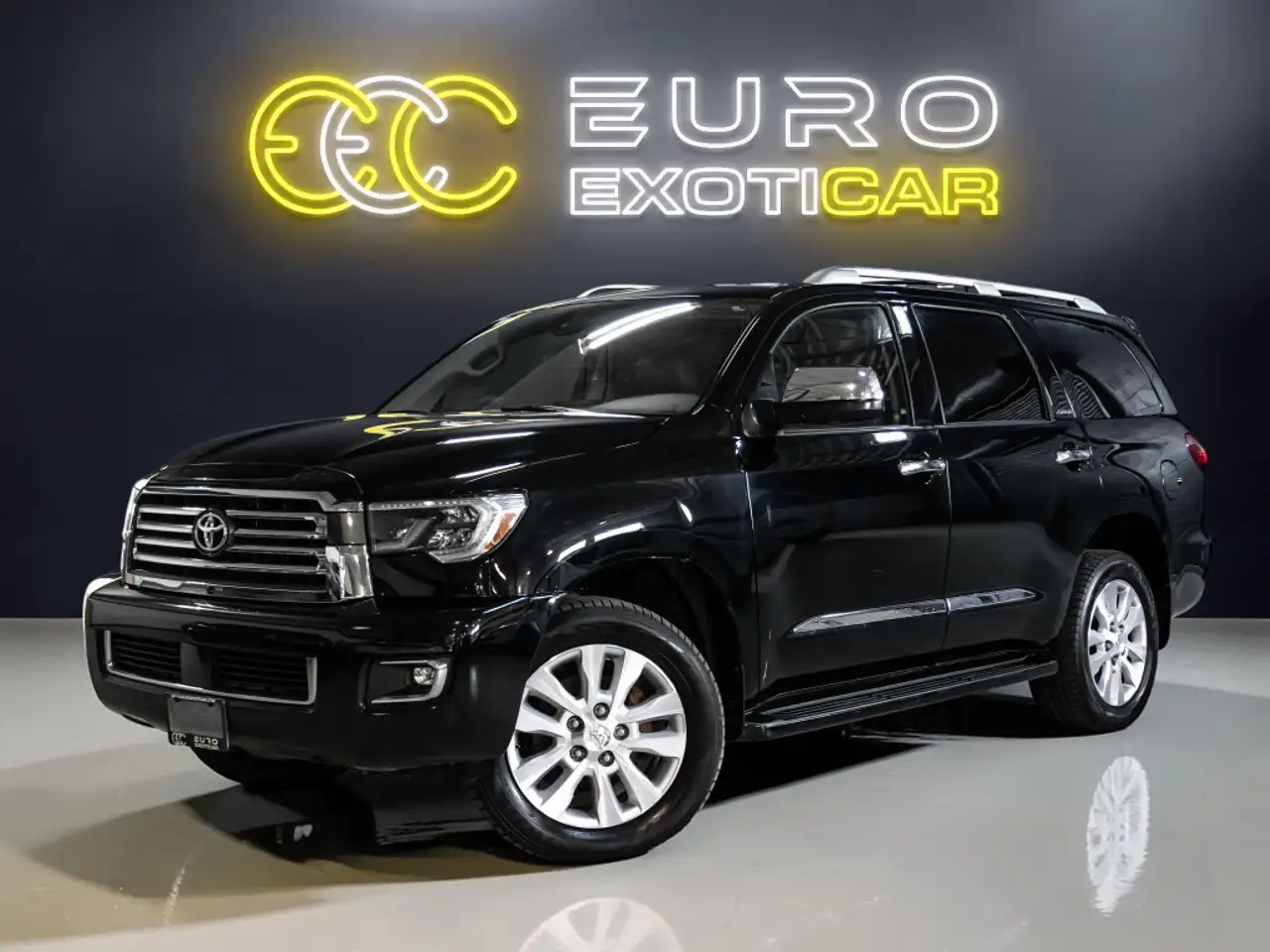Toyota Sequoia photo Toyota Sequoia