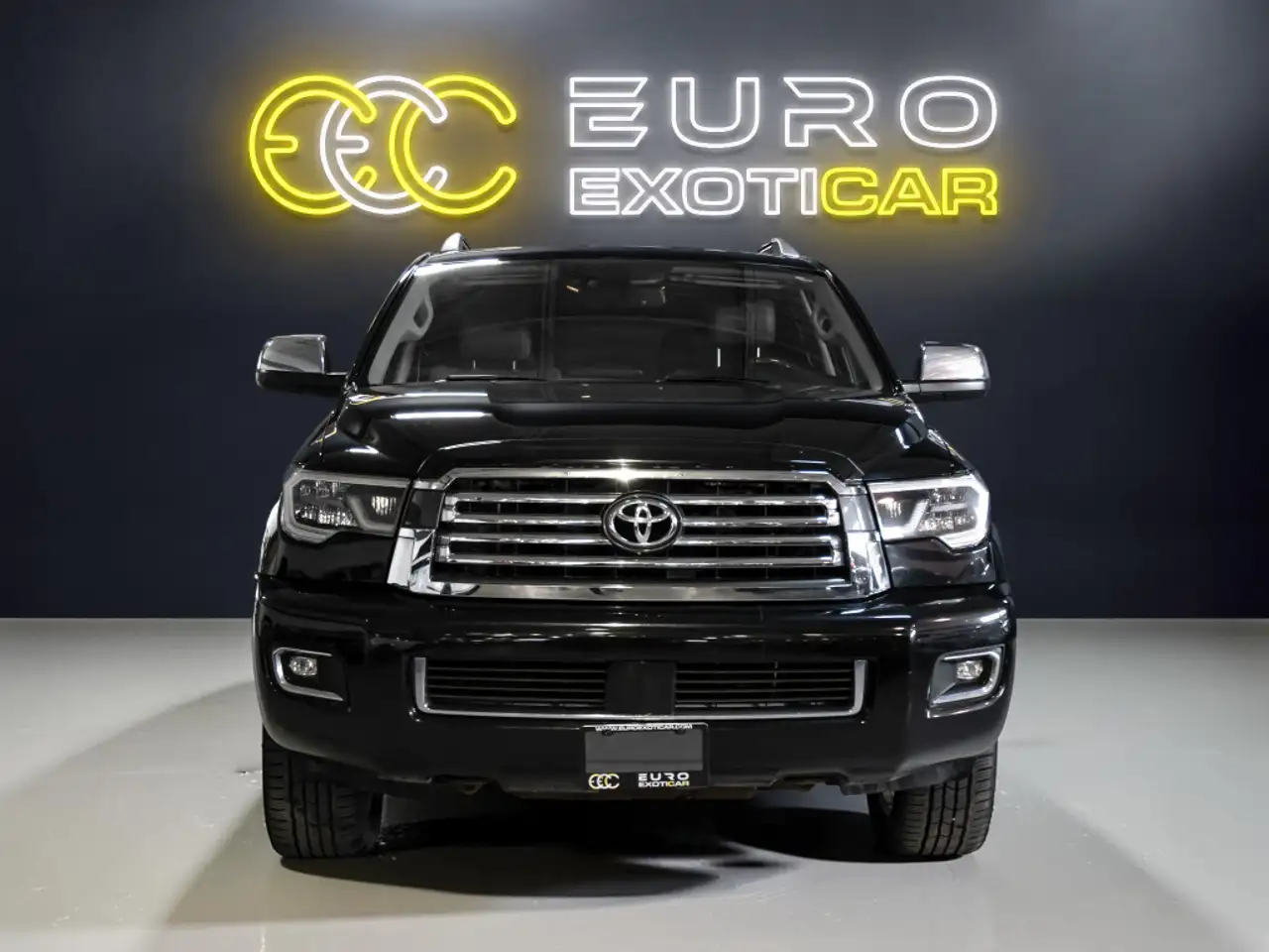 Toyota Sequoia photo Toyota Sequoia