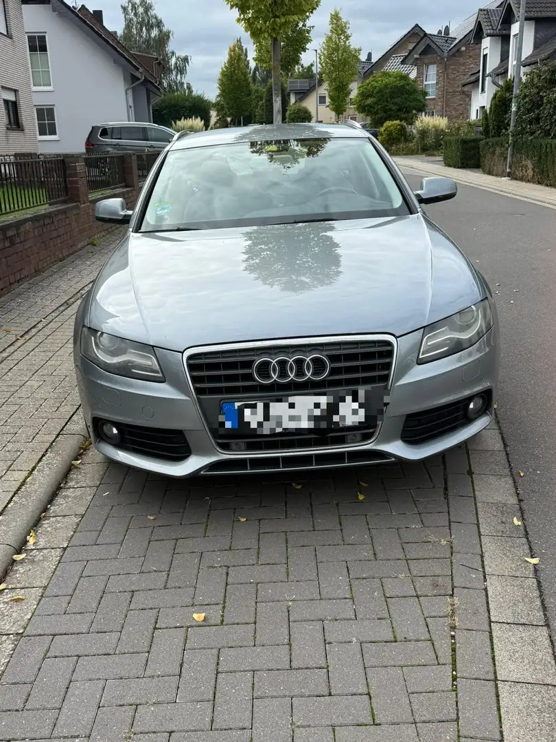 Audi A4 A4 2.0 TDI DPF multitronic Attraction Silber - 1