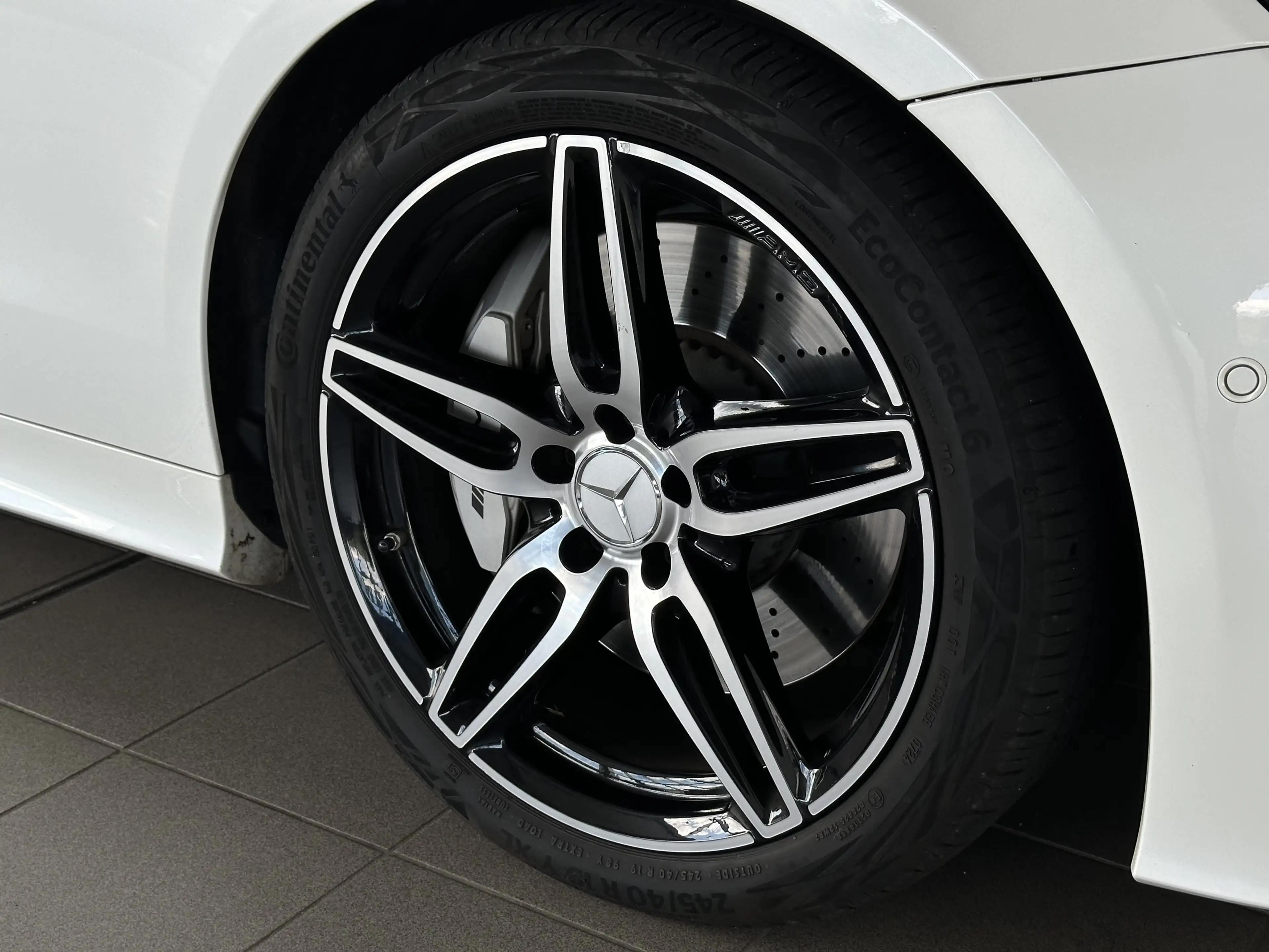 Mercedes-Benz E 53 AMG Cabrio *CARBON* BURM* 360°* BEAM* MASS — photo 8