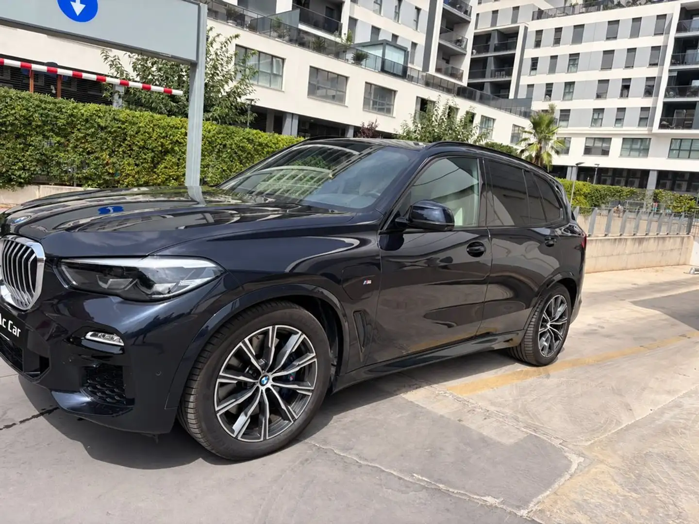 BMW X5 xDrive45e M Sport - 1