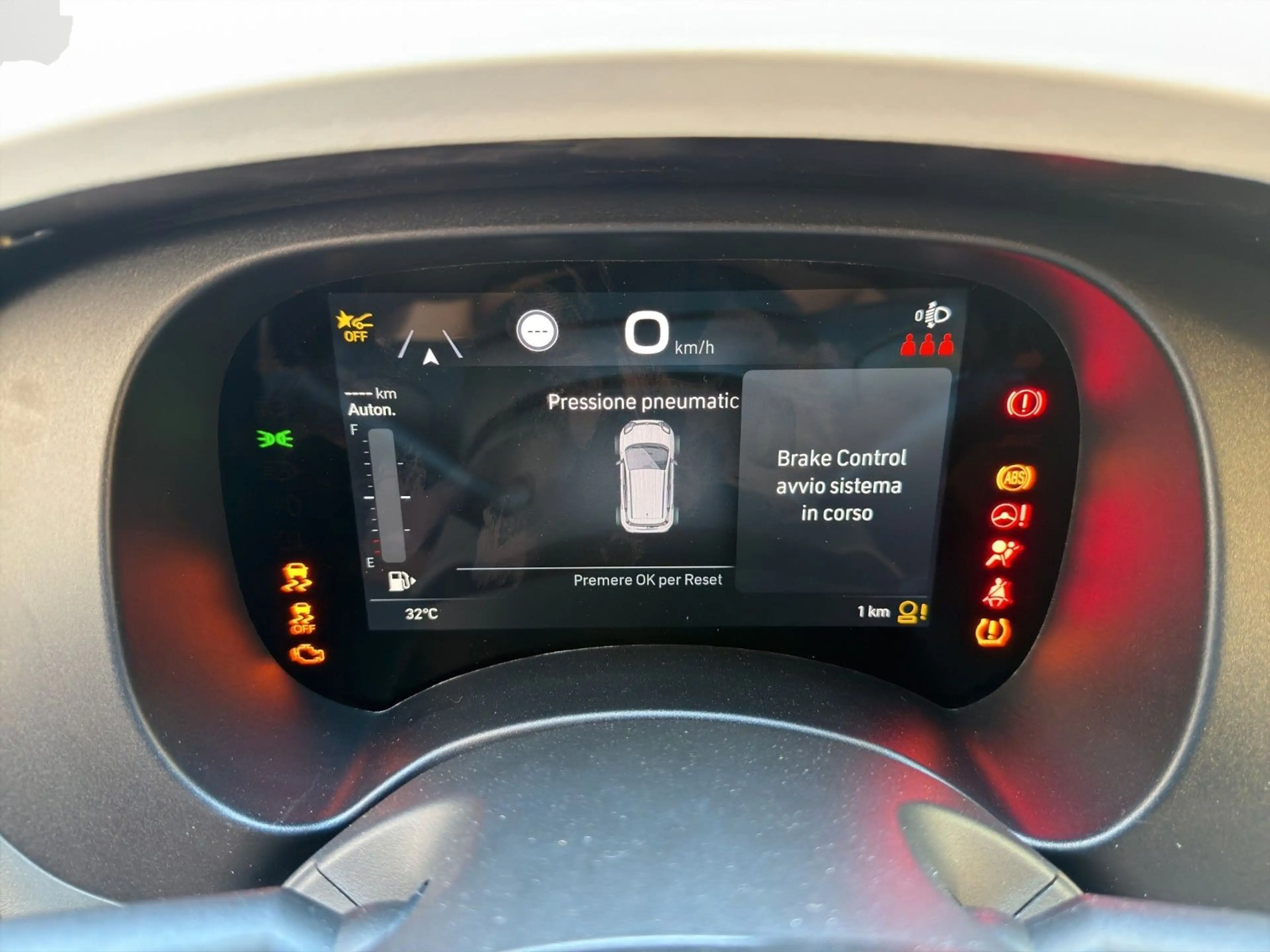 Fiat Panda Pandina Cross 1.0 GSE Hybrid — photo 9