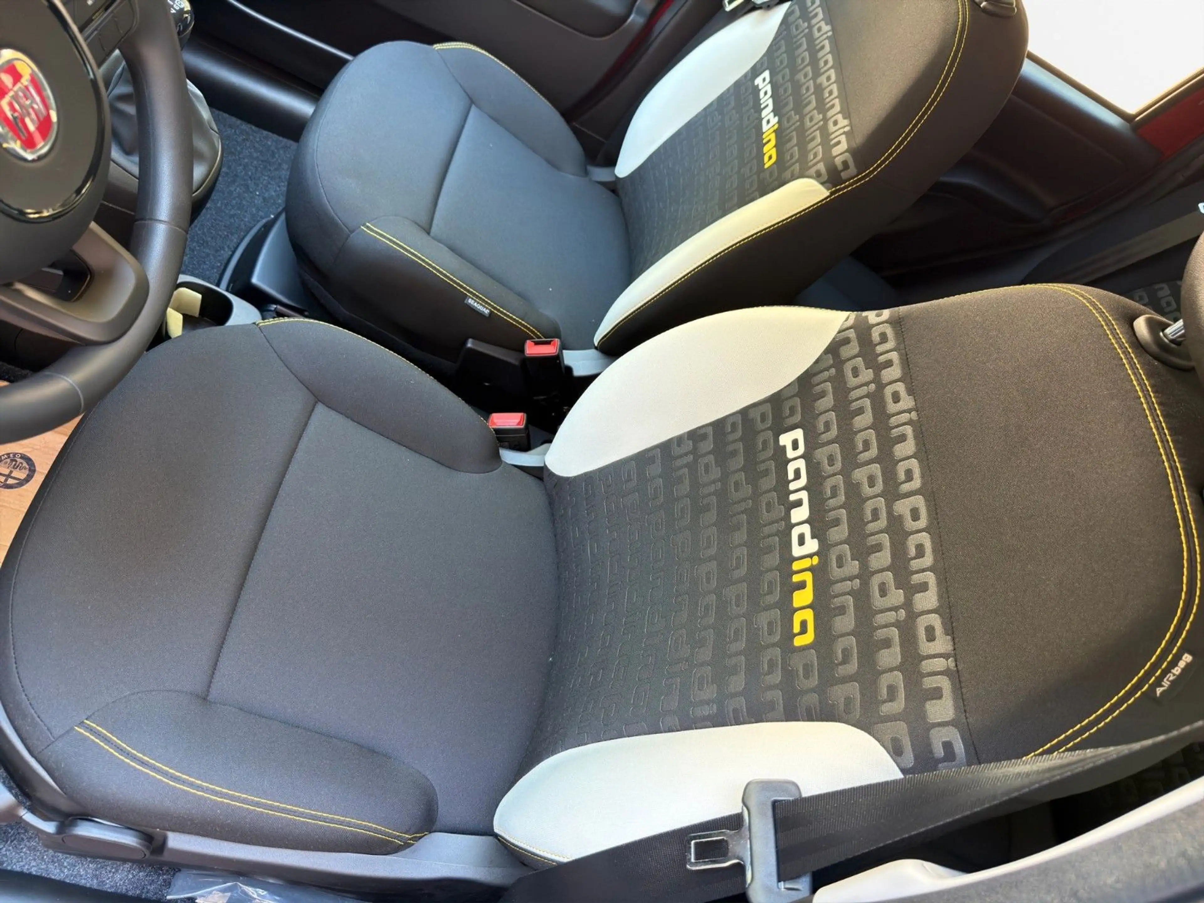 Fiat Panda Pandina Cross 1.0 GSE Hybrid — photo 15