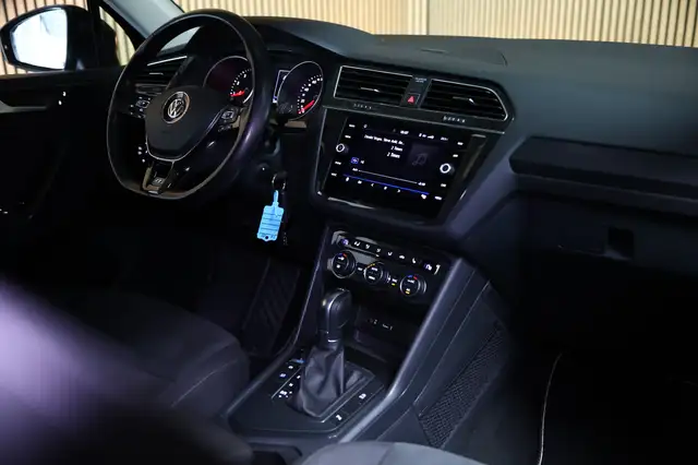 Volkswagen Tiguan view 30