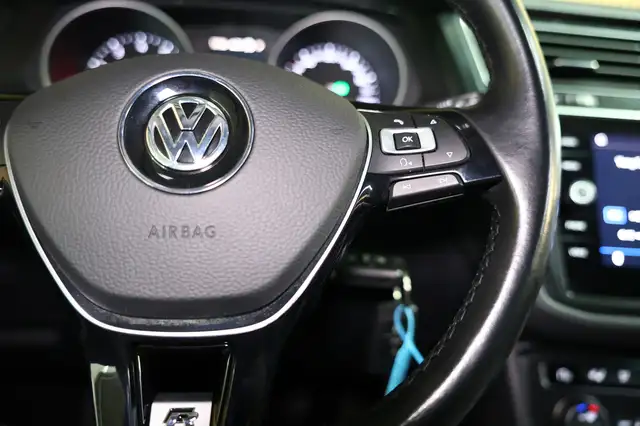 Volkswagen Tiguan view 16