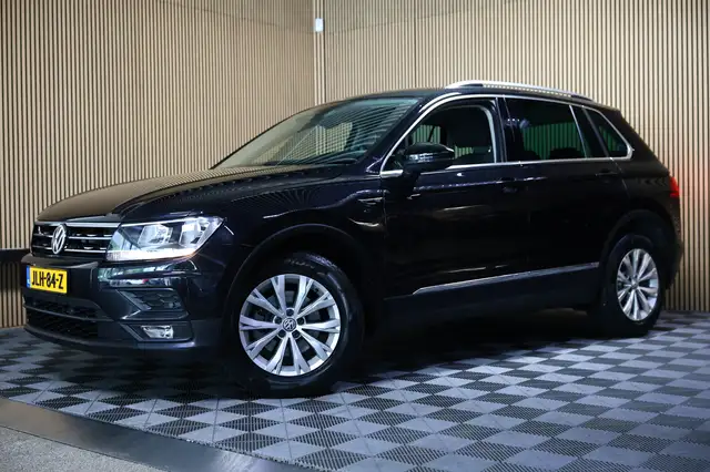 Volkswagen Tiguan view 9