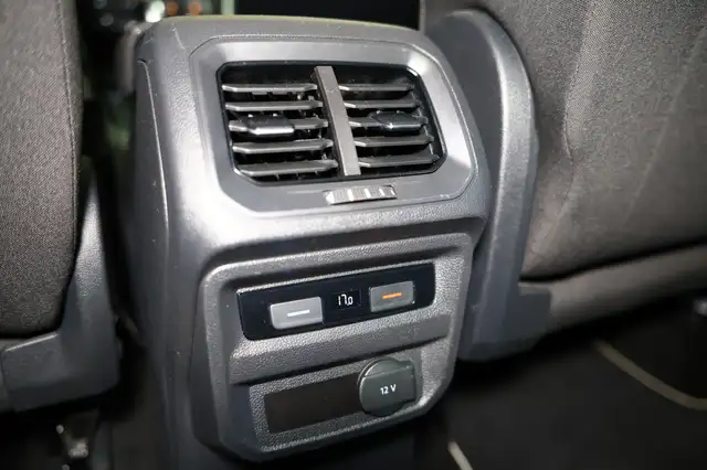 Volkswagen Tiguan view 27