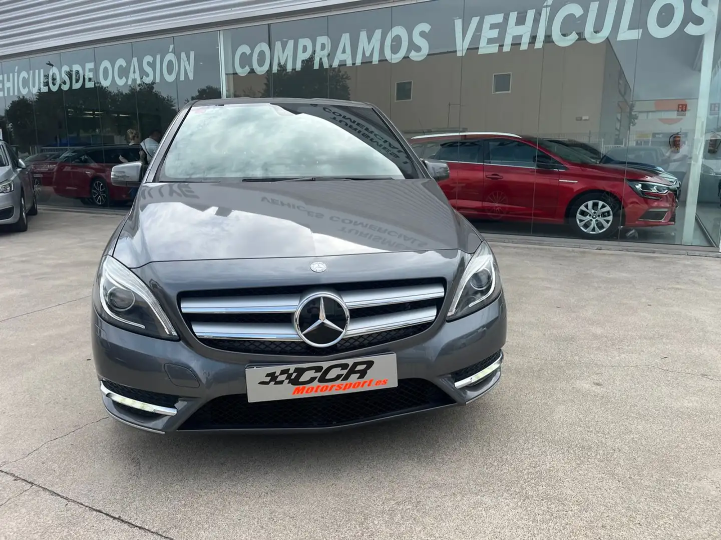 Mercedes-Benz B 200 CDI 4M 7G-DCT Gris - 2