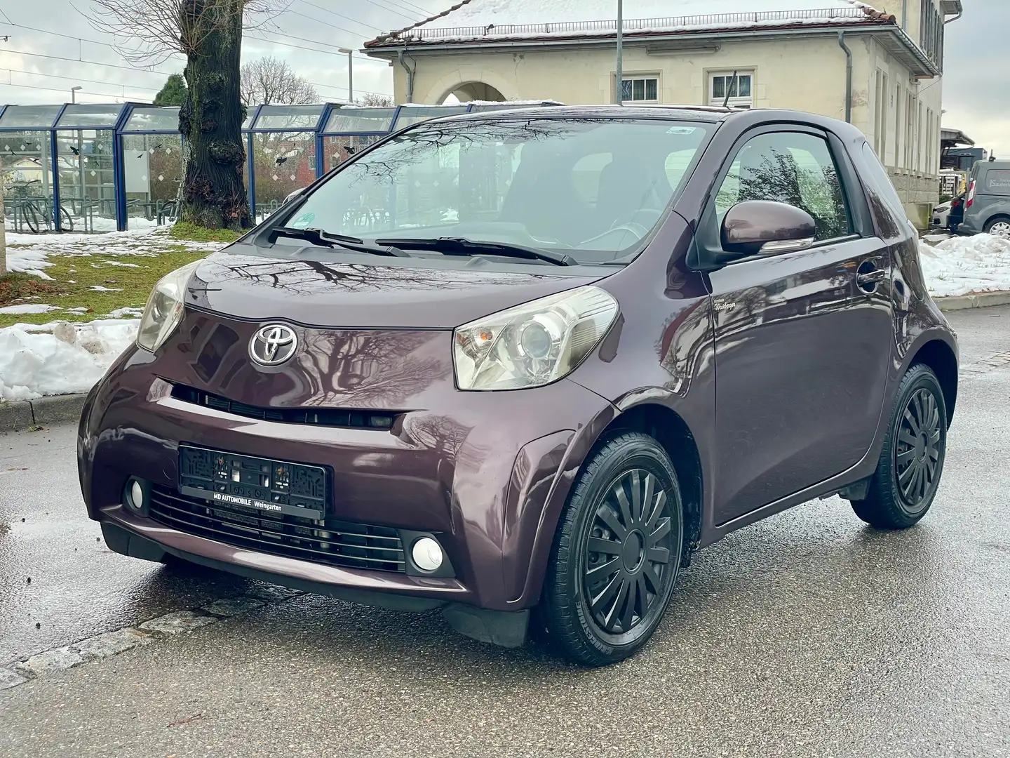 Toyota iQ + ljubičasta - 1
