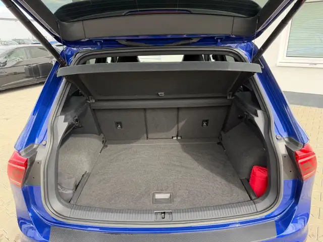 Volkswagen Tiguan view 19