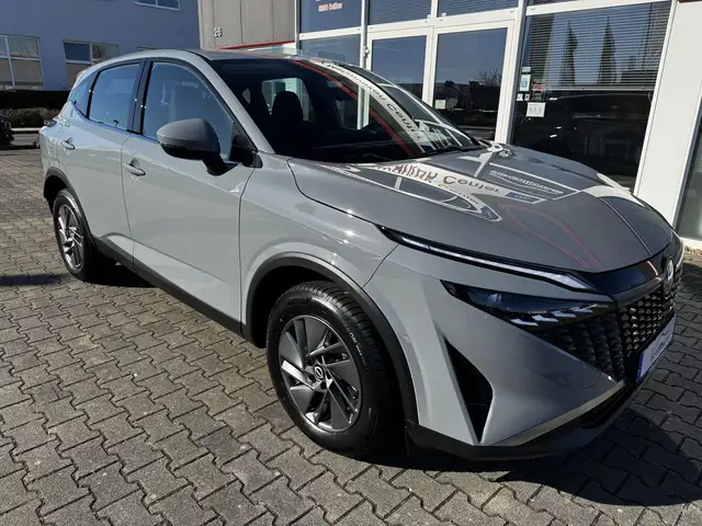 Nissan Qashqai 1.3 DIG MHEV MY25 Navi smart LED ACC Kam