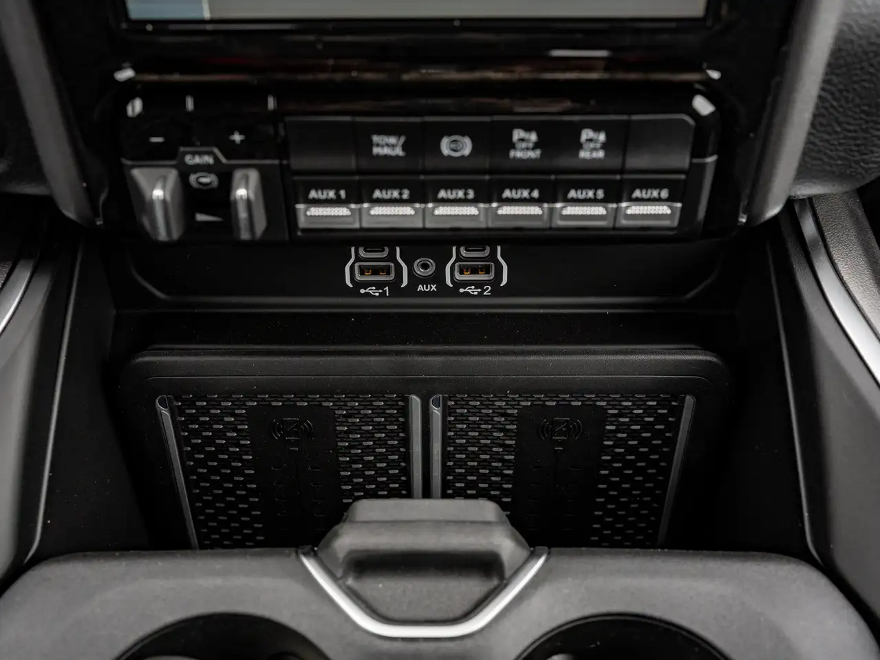 RAM 2500 снимка RAM 2500
