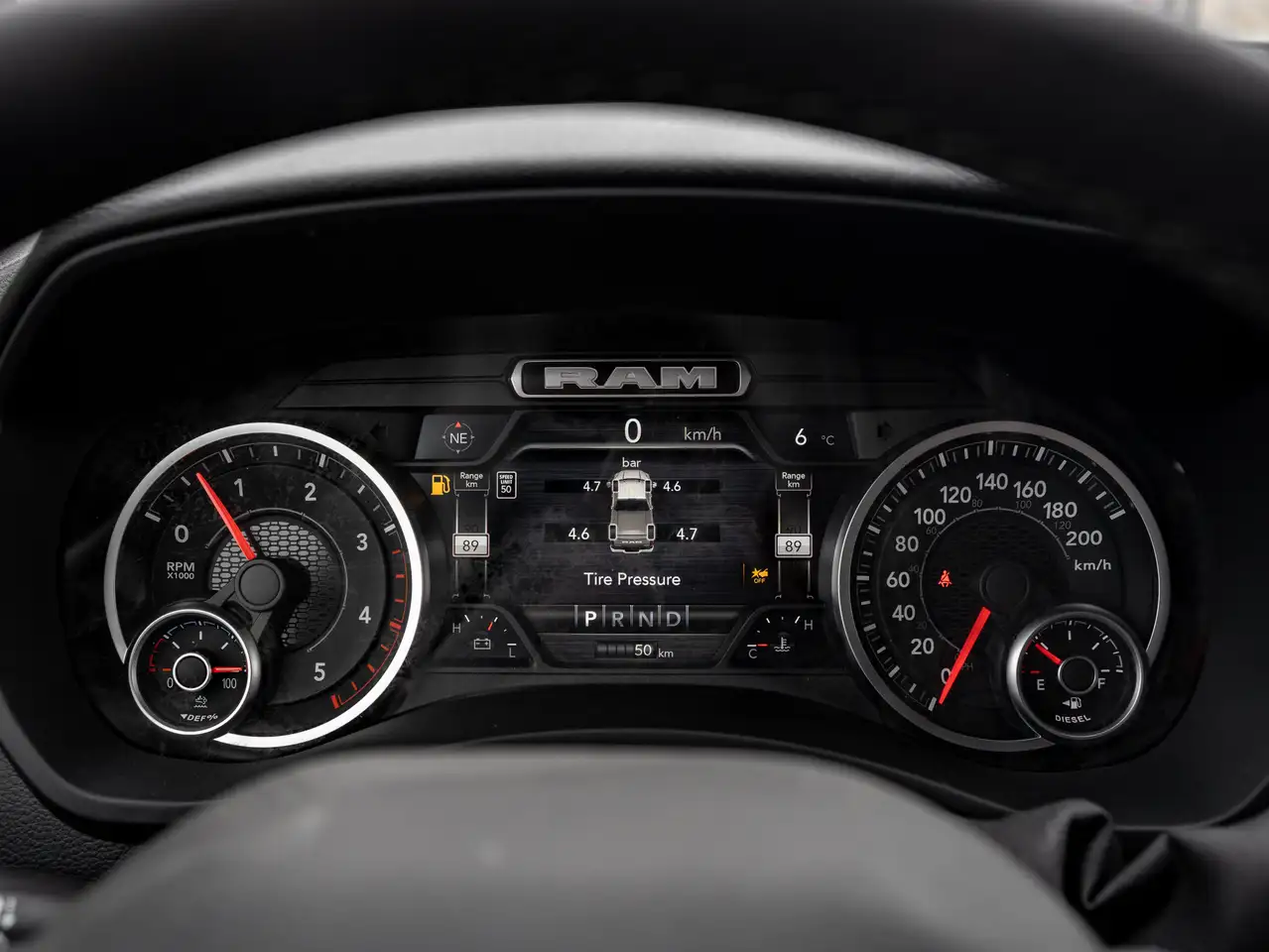 RAM 2500 снимка RAM 2500