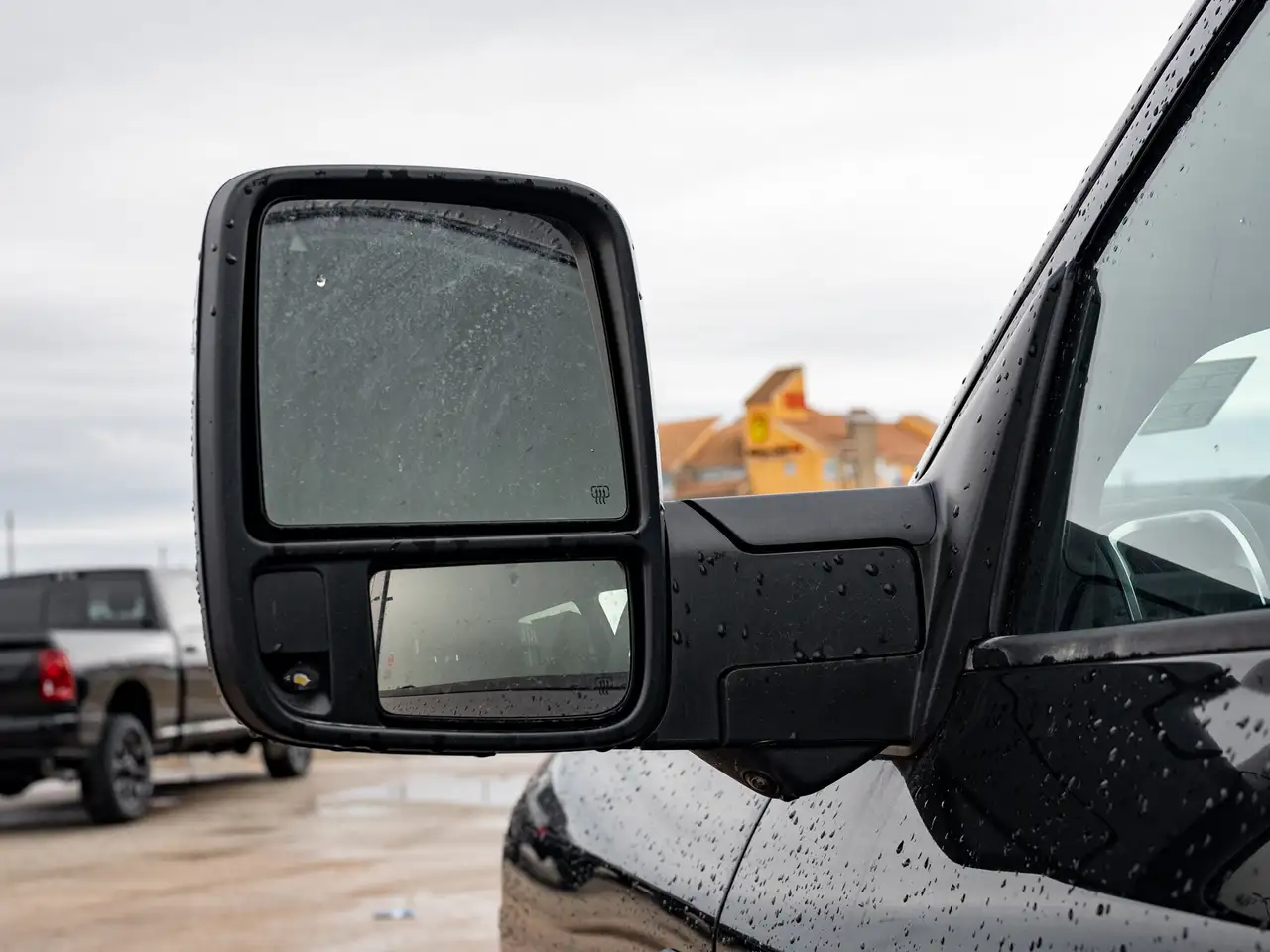 RAM 2500 снимка RAM 2500