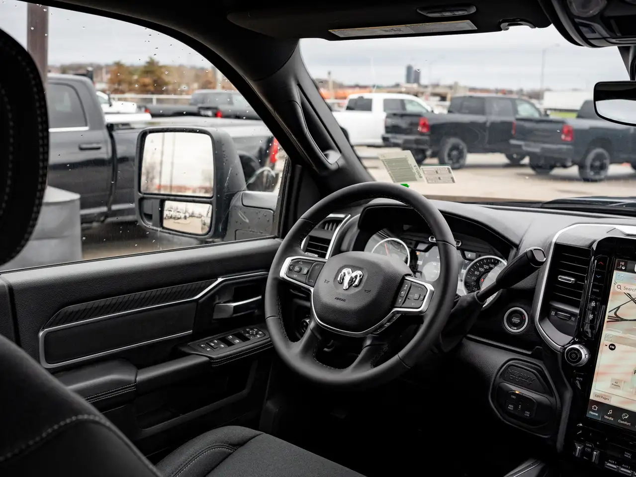 RAM 2500 снимка RAM 2500