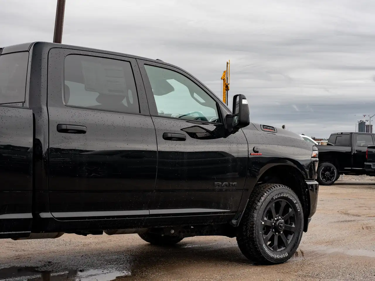 RAM 2500 снимка RAM 2500
