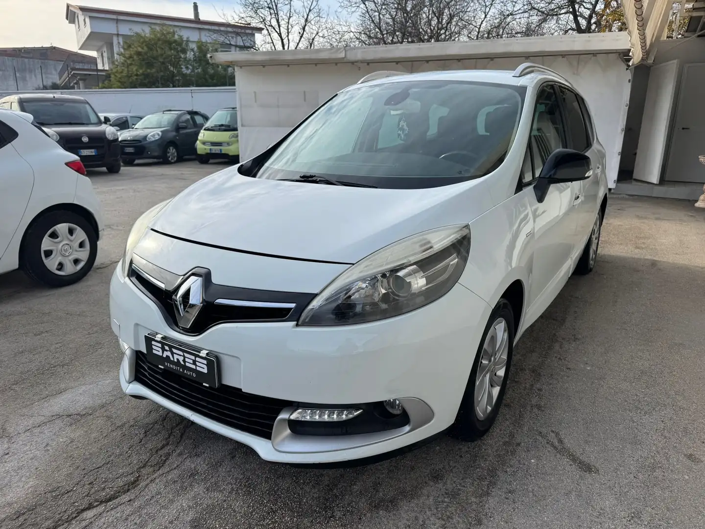 Renault Scenic Renault Scénic 1.5 dCi 110CV Start&Stop Energy Weiß - 1