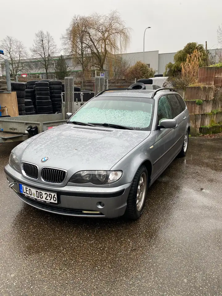 BMW 320