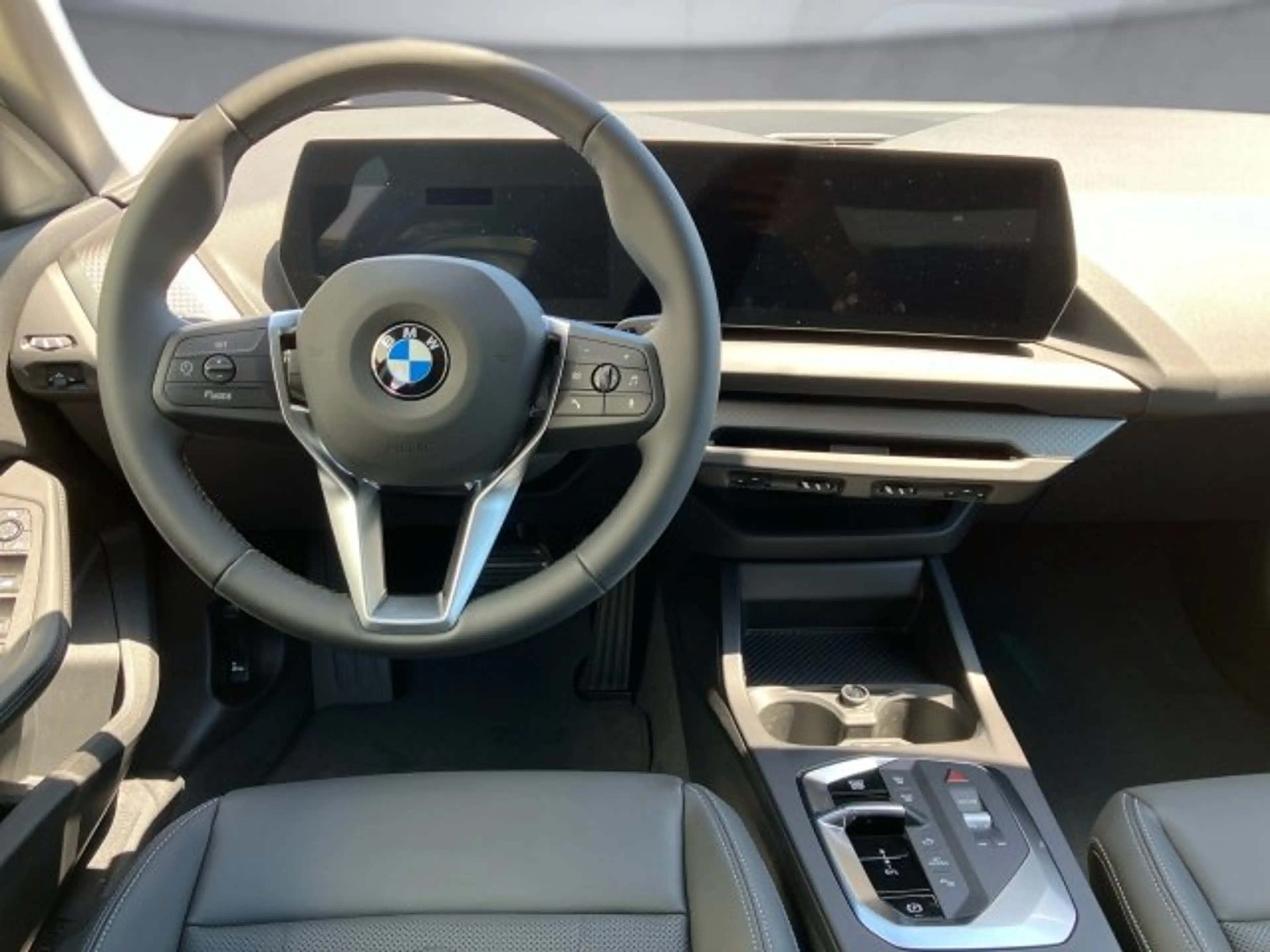 BMW 220 BMW 216 Gran Coupe — photo 9