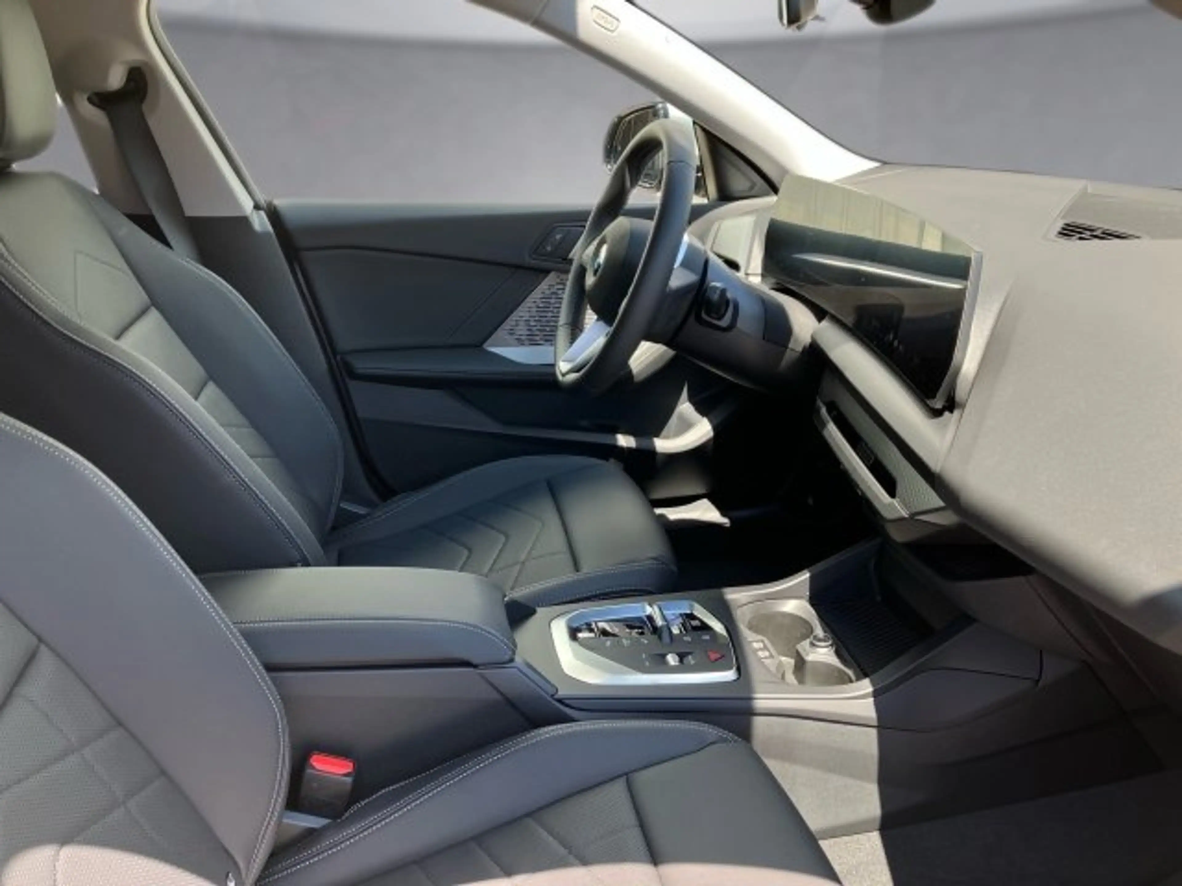 BMW 220 BMW 216 Gran Coupe — photo 11