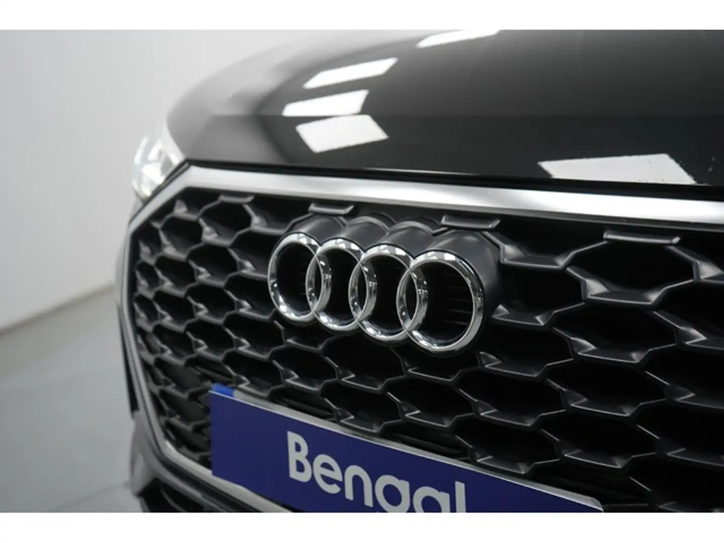 Audi Q3 Sportback 35 TDI Advanced S tronic Noir - 2