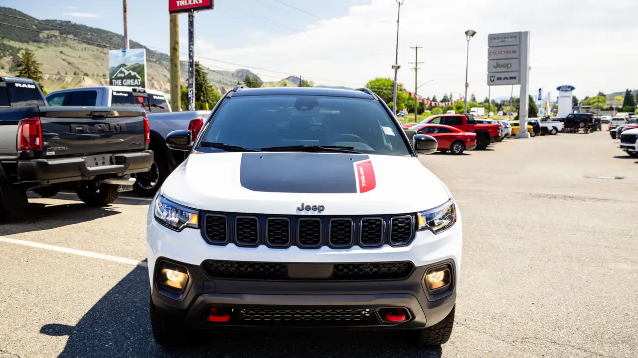 Jeep Compass photo Jeep Compass