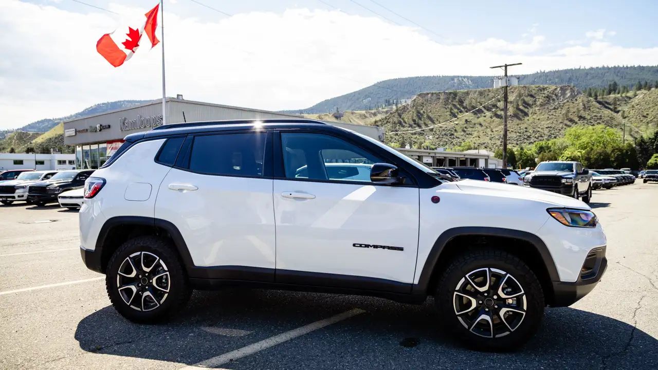 Jeep Compass photo Jeep Compass